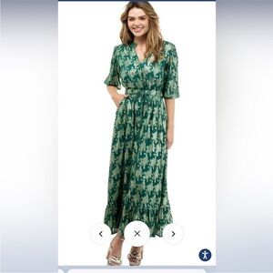 The HOLIDAY Lily Midi Dress